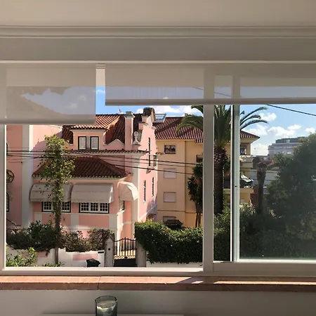 Peaceful 2 Bd In Monte Estoril